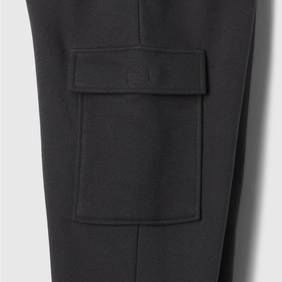 GAP Kids Soft Cargo Joggers - Picture 2 of 4